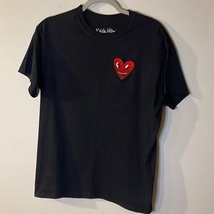 Medium black t shirt